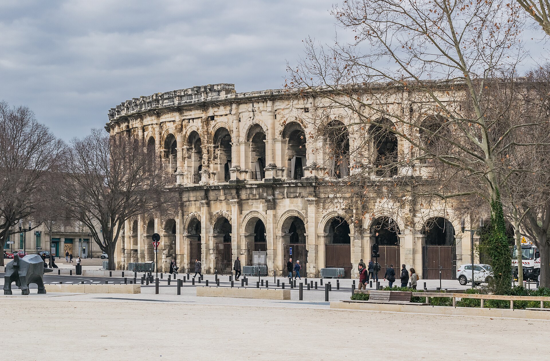 Nîmes, à découvrir depuis le mas dans le Gard